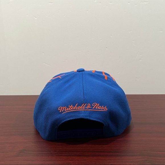 Mitchell & Ness, SnapBack Hat, New York Knicks - Picture 3 of 7